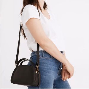 Madewell Sydney zip top crossbody bag true black